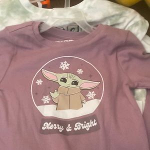 New 2 pack of girls yoda shirts